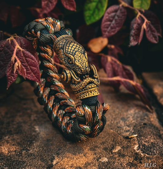 Paracord 550 with Serpent Clasp