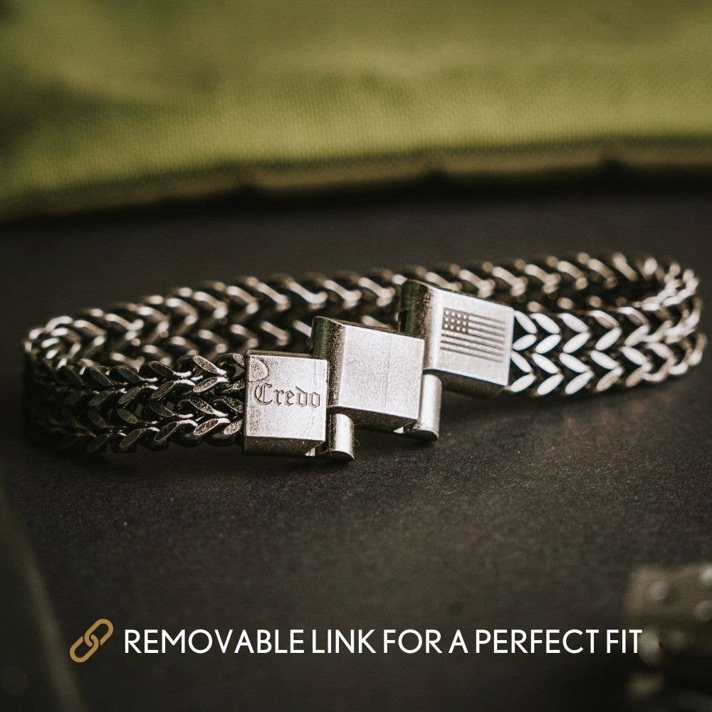 The Hero Company- Knight's Creed BELIEVE Credo Bracelet: Helps Pair Veterans with Service or Shelter Dogs- Faire