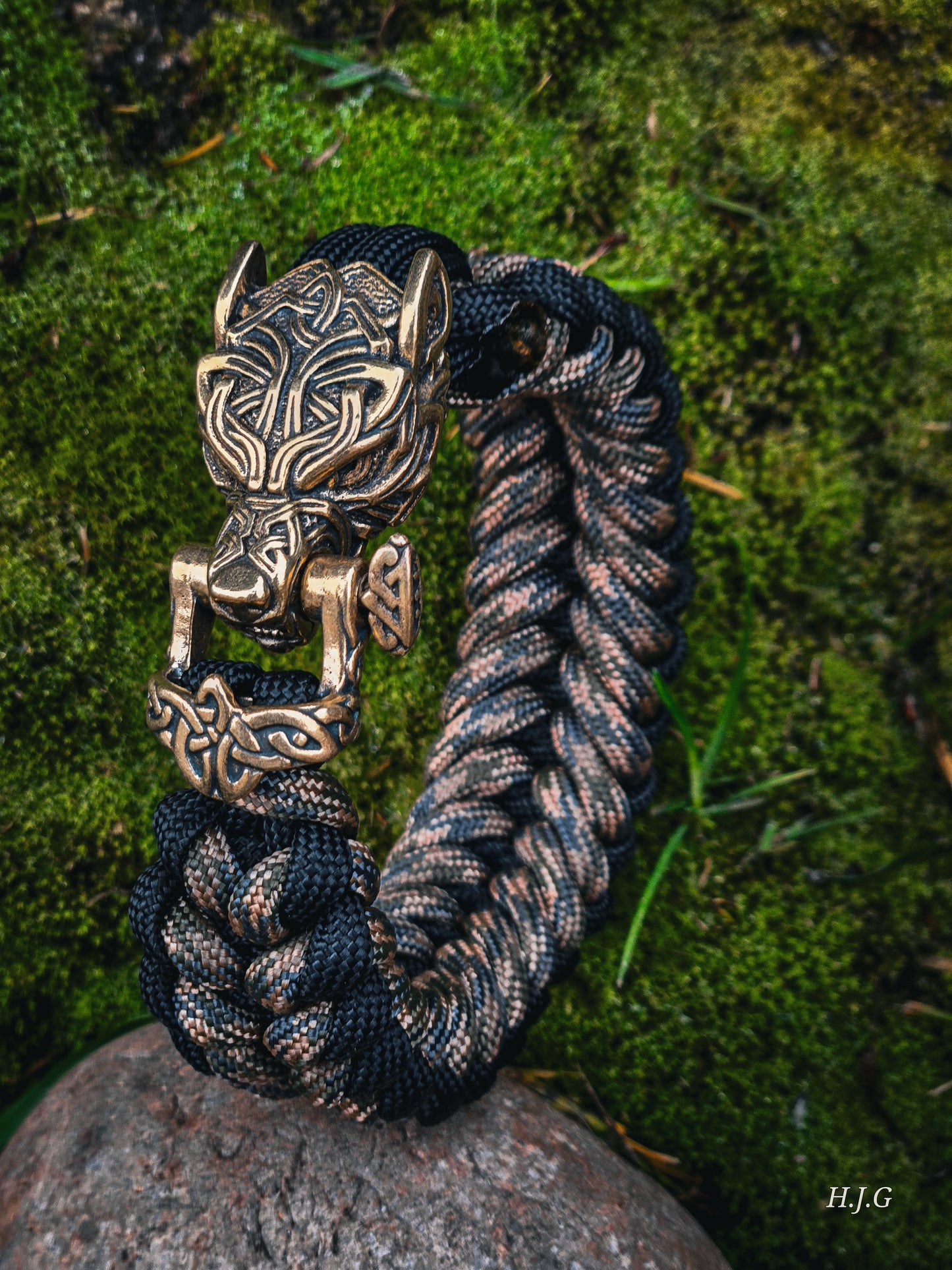 Celtic Wolf Paracord